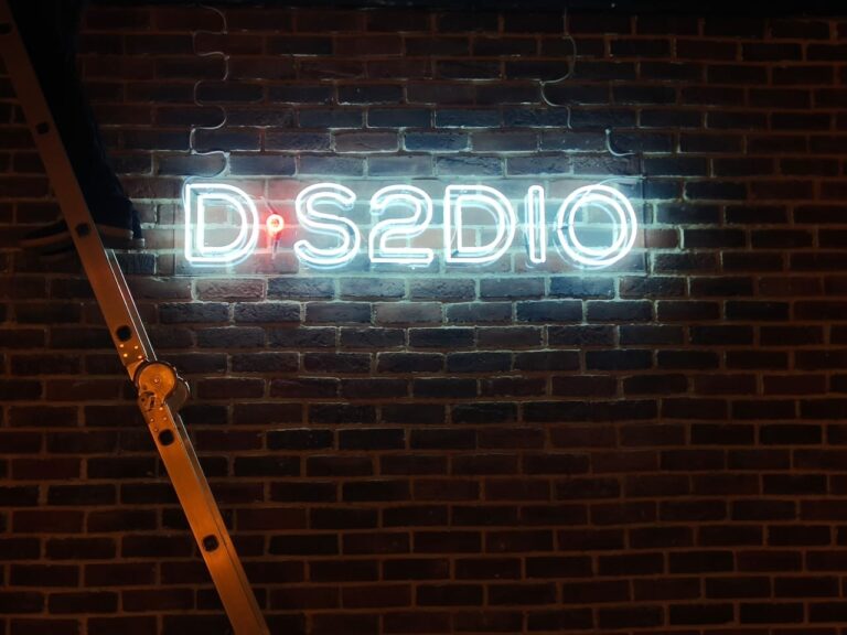 Neon LED Signage - DS2DIO